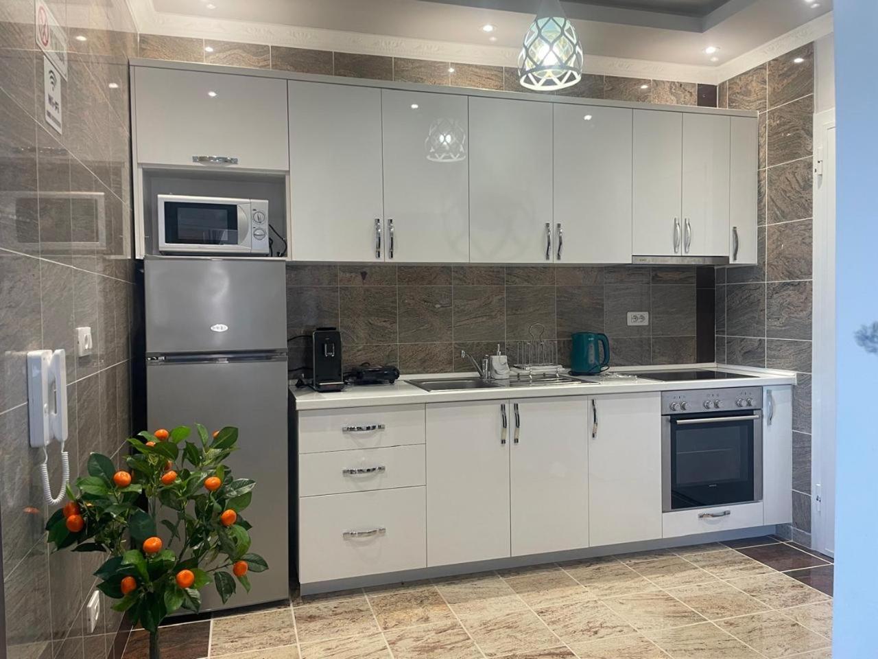 Fishta Q5 24 Apartamento Velipojë