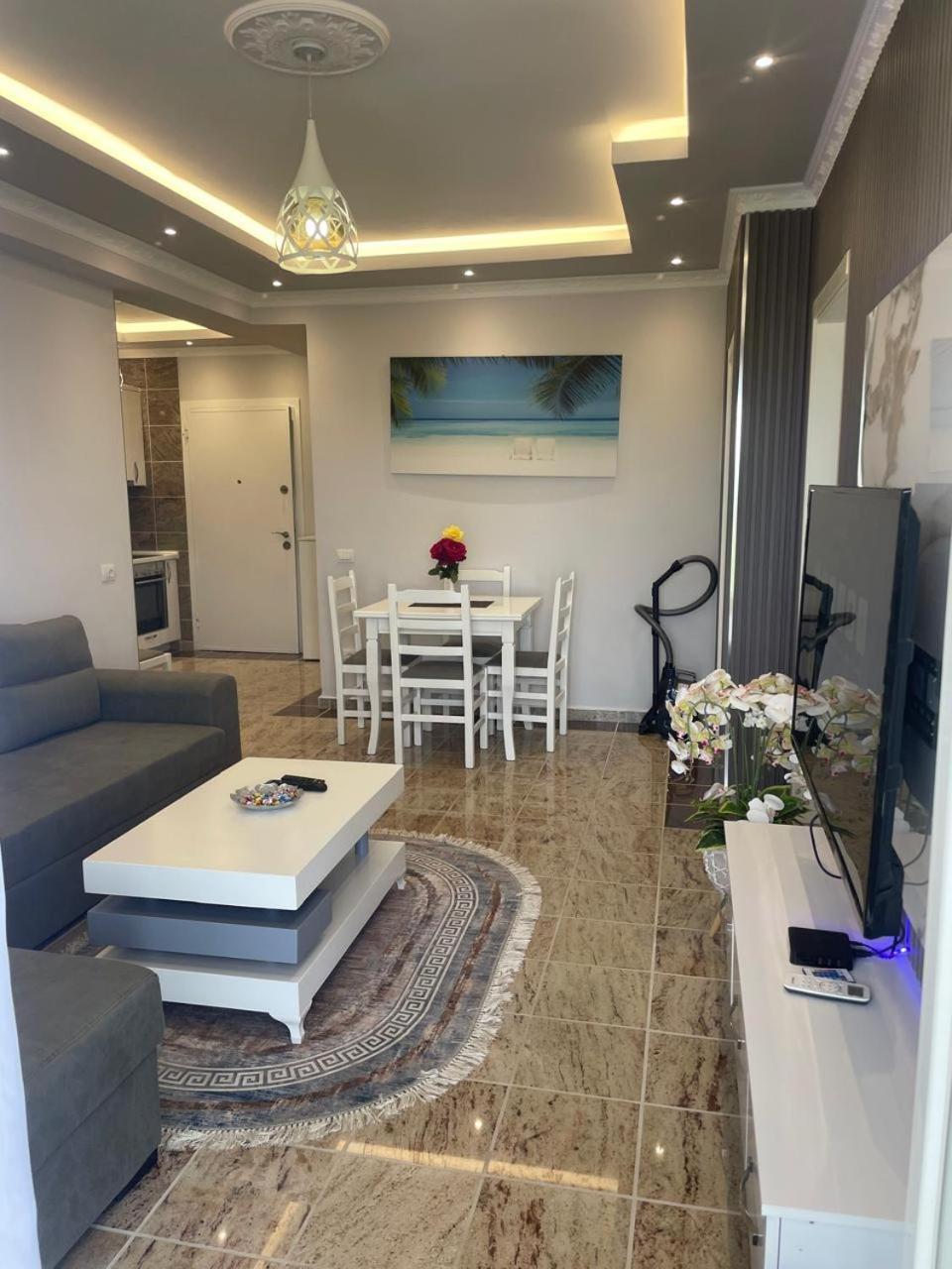 Apartment Fishta Q5 24 Velipojë